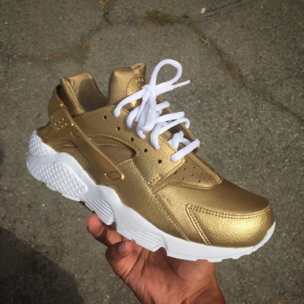 Custom Nike Hurrache